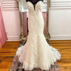 Brand New Casablanca Gown Karina, Size 14 Wedding Dress, Wedding Gown, L…